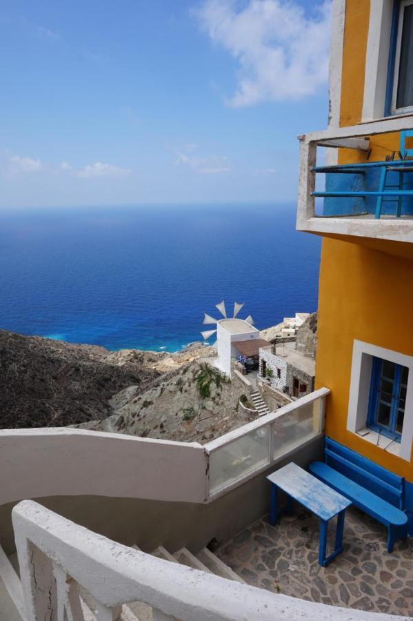 Regina Studios & Hotel Karpathos Town  Exterior photo