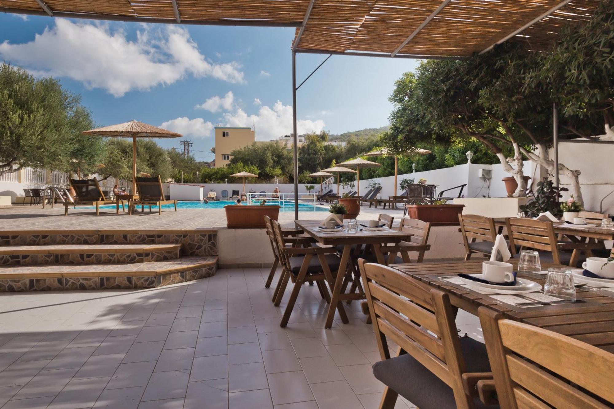 Regina Studios & Hotel Karpathos Town  Exterior photo