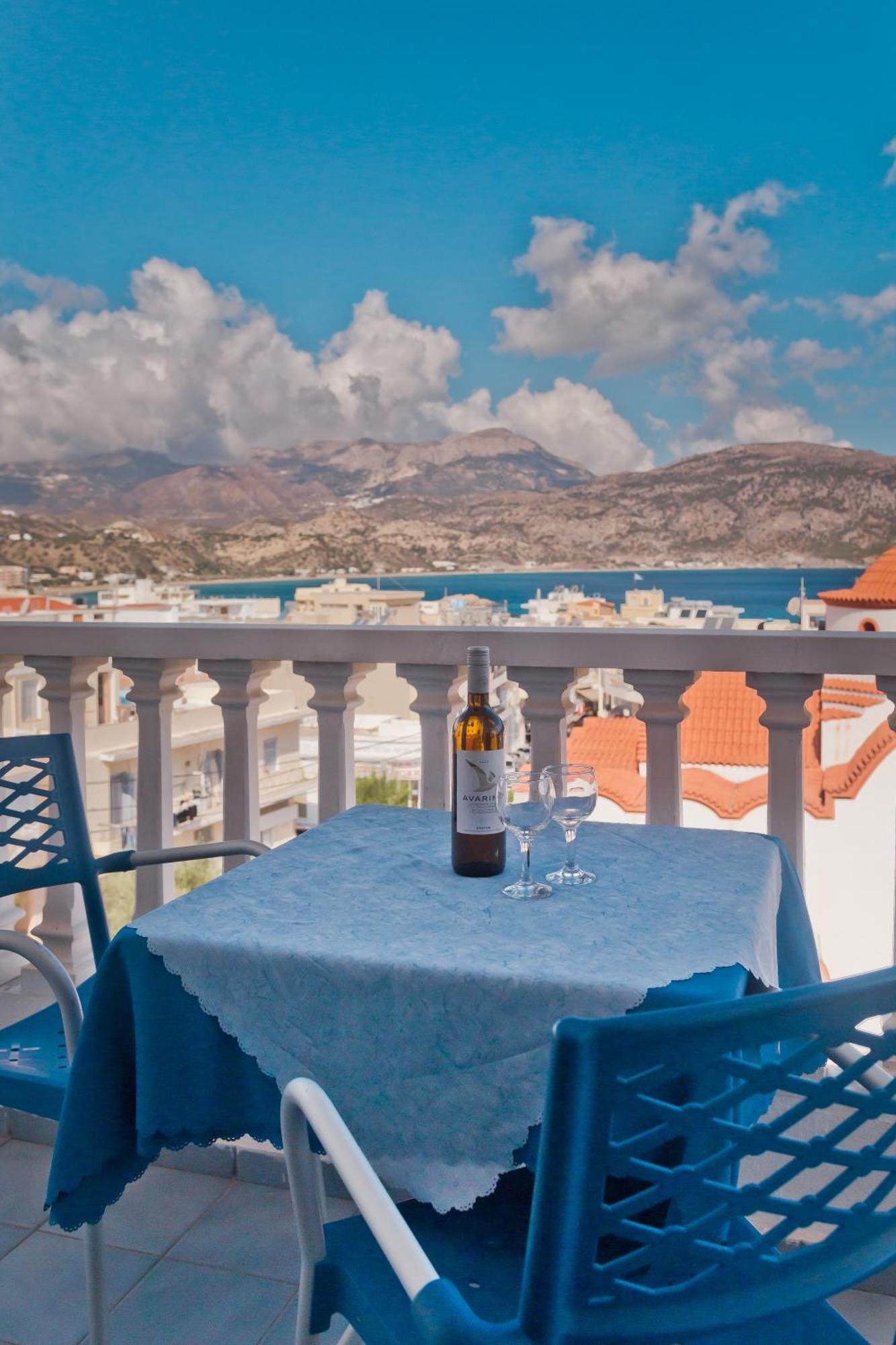 Regina Studios & Hotel Karpathos Town  Exterior photo